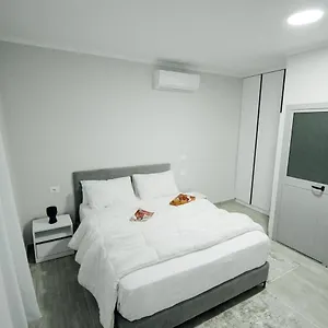 Dionis House Holiday home